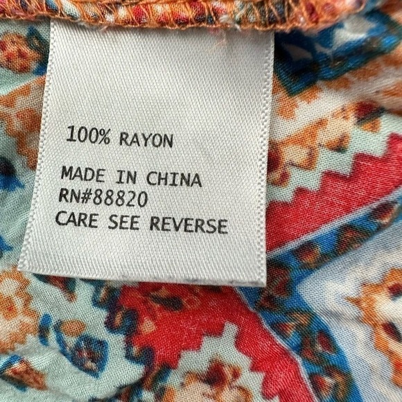 Cynthia Rowley Womens Plus Size 1X Geometric Aztec Blouse Short Sleeve Boho - Picture 5 of 6